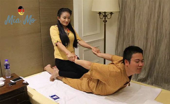 massage trước hay xông hơi trước