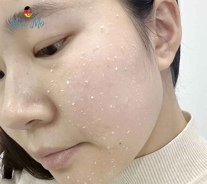 TẨY DA CHẾT XONG KHÔNG CẦN RỬA MẶT LẠI NẾU SẢN PHẨM ĐÃ ĐƯỢC LAU SẠCH